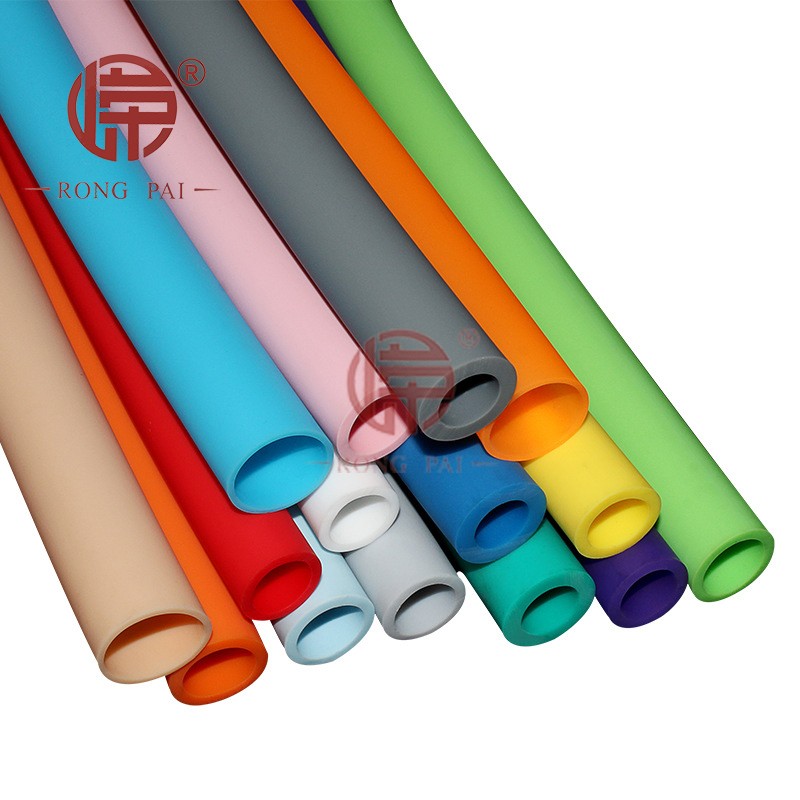 黑色硅膠管和透明硅膠管的區別在哪？-常州嶸牌橡塑制品有限公司